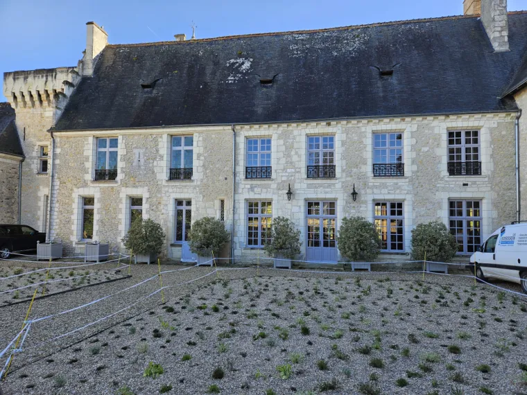 Rénovation des boiseries extérieures d'une maison à Saint-Jean Saint-Germain, Loches, BOISBOURDIN (SARL)