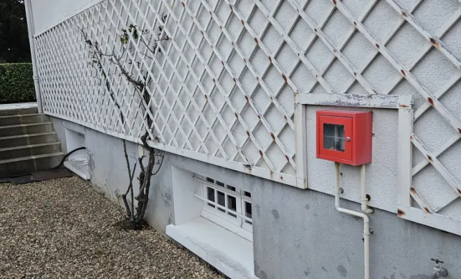 Rénovation des boiseries extérieures et de la Façade d'une maison à Perrusson, Loches, BOISBOURDIN (SARL)