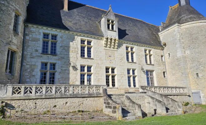 Rénovation des boiseries extérieures d'une maison à Saint-Jean Saint-Germain, Loches, BOISBOURDIN (SARL)